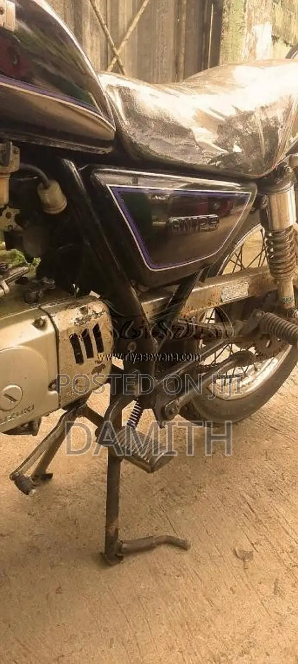 Sakai Gn125 2003 Motorbike (Used)