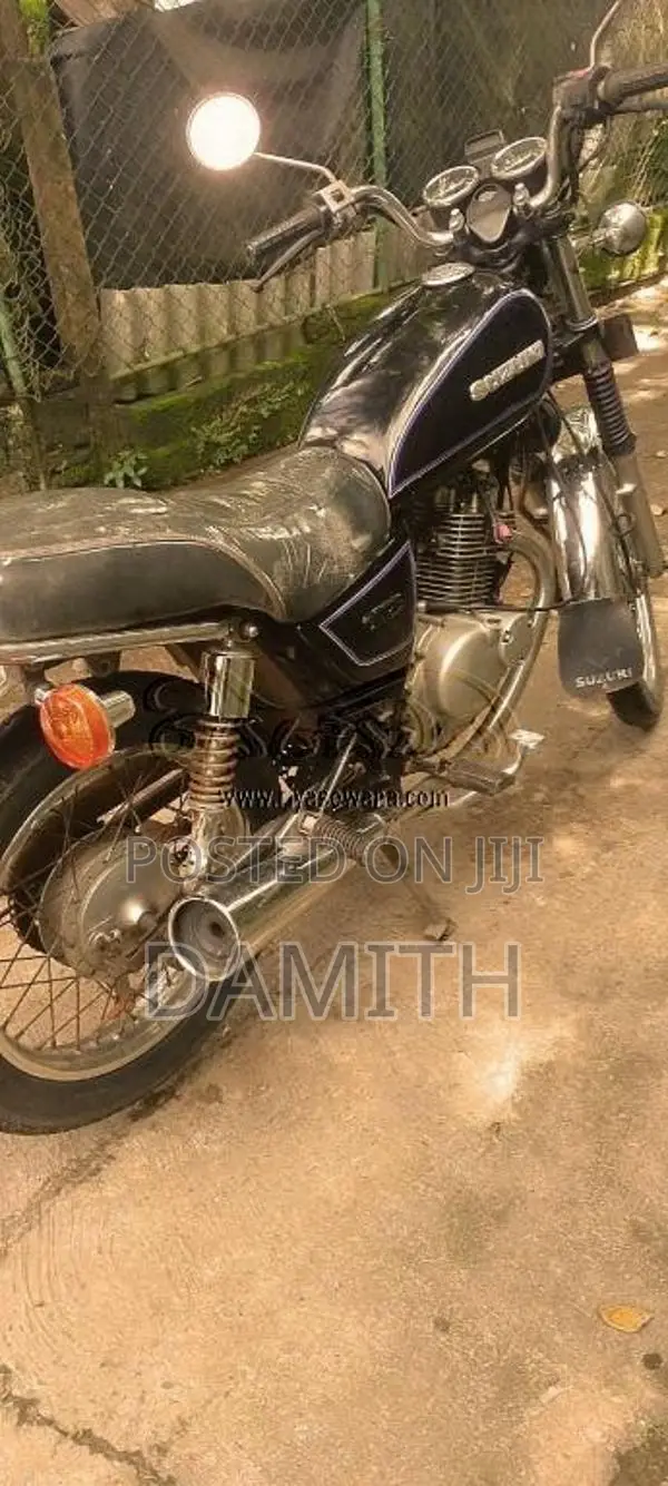 Sakai Gn125 2003 Motorbike (Used)