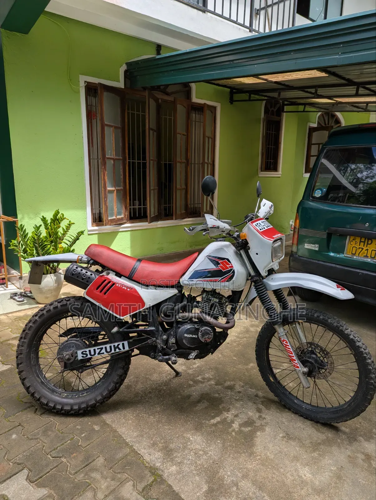 Suzuki 1996 Red