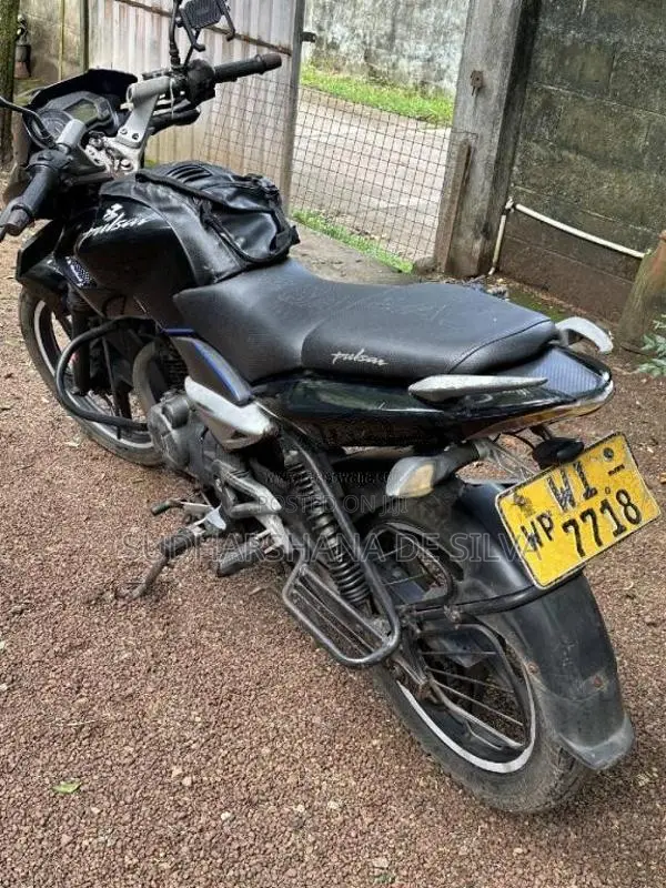 Bajaj Pulsar 135 2011 Motorbike (Used)