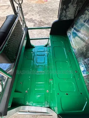 Bajaj RE 2 Stroke 2005 Three Wheel (Used)