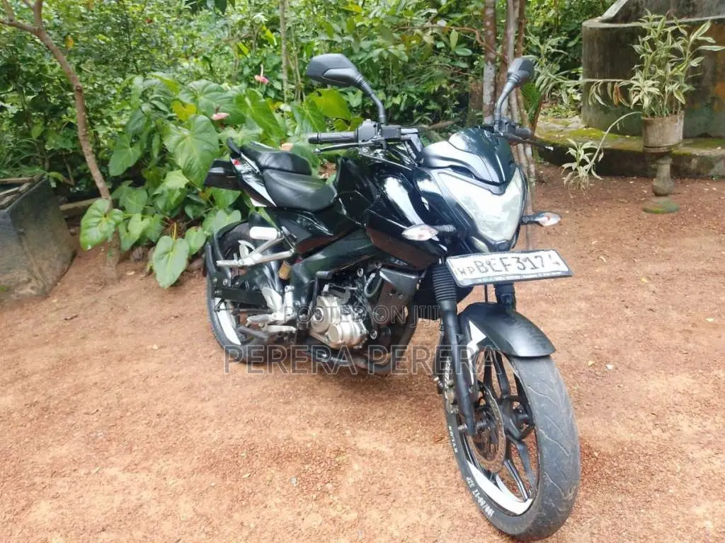 Bajaj Pulsar 2017 Motorbike (Used)