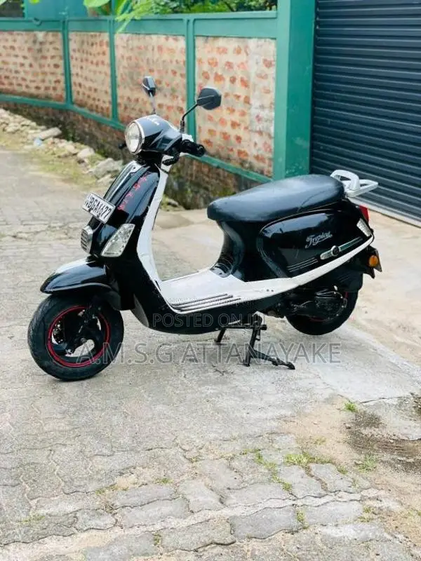 Demak Tropica 2018 Motorbike (Used)