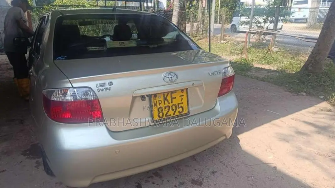 Toyota Vios 2004 Car (Used)