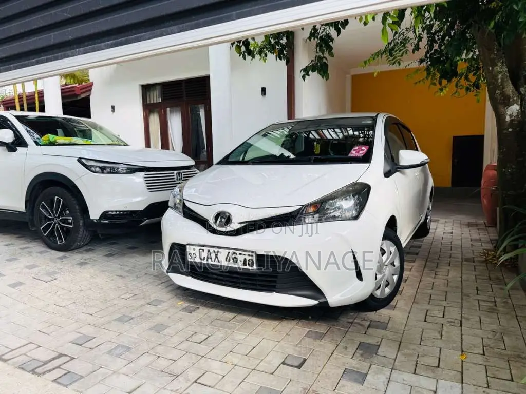 Toyota Vitz Safety Edition 2016 Car (Used)