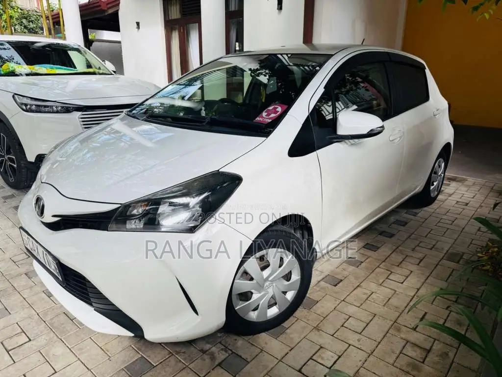 Toyota Vitz Safety Edition 2016 Car (Used)