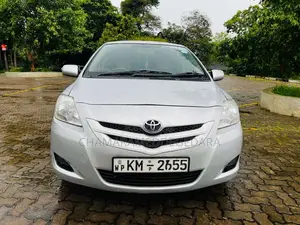 Toyota Belta 2010 Car (Used)