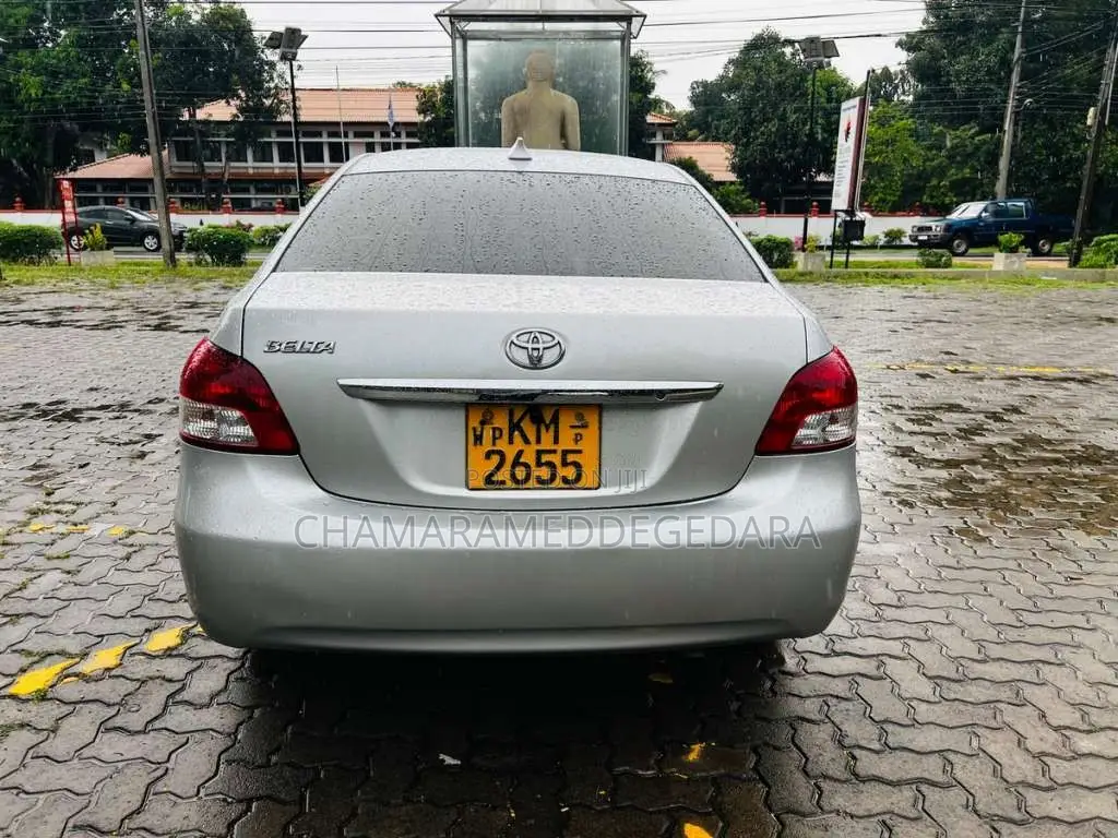 Toyota Belta 2010 Car (Used)