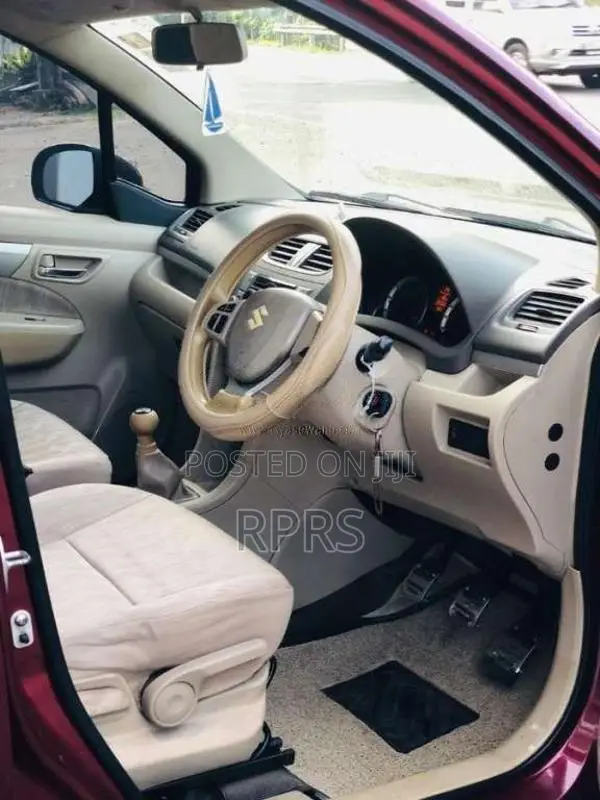 Toyota Avanza 2014 Car (Used)