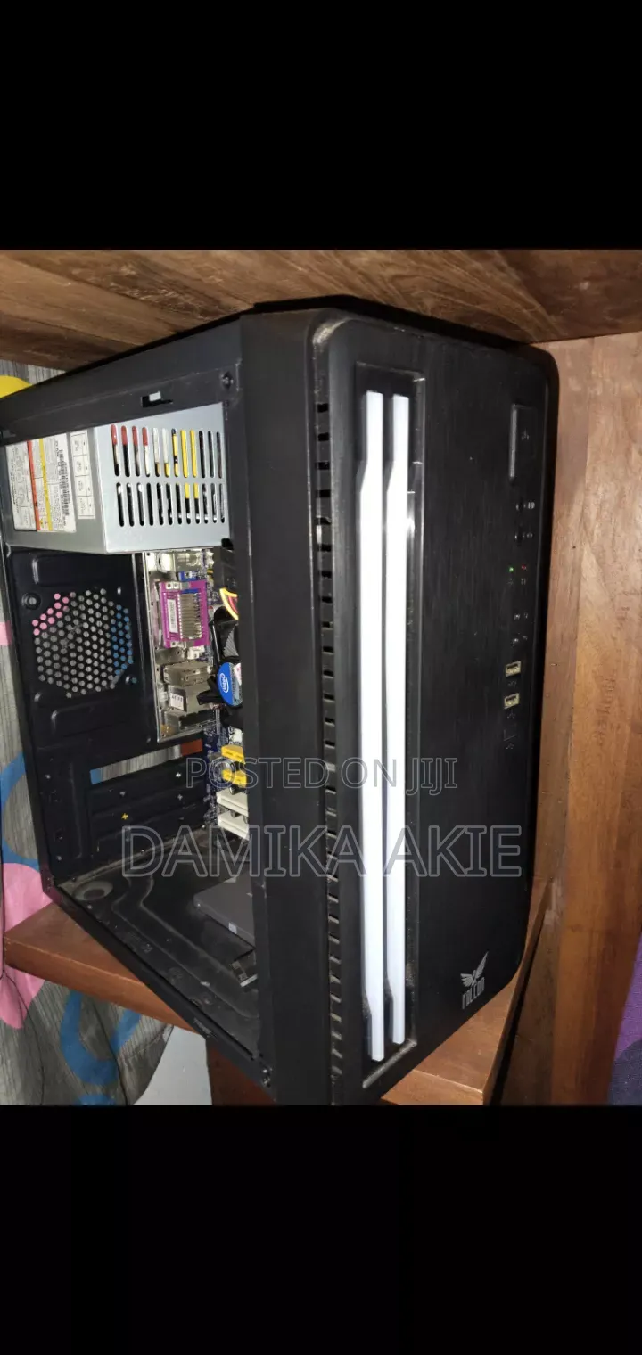 Desktop Computer 8GB Intel Core i5 HDD+SSD 512GB