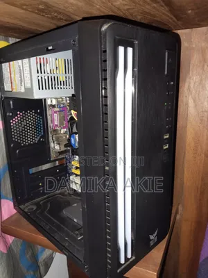 Desktop Computer 8GB Intel Core i5 HDD+SSD 512GB