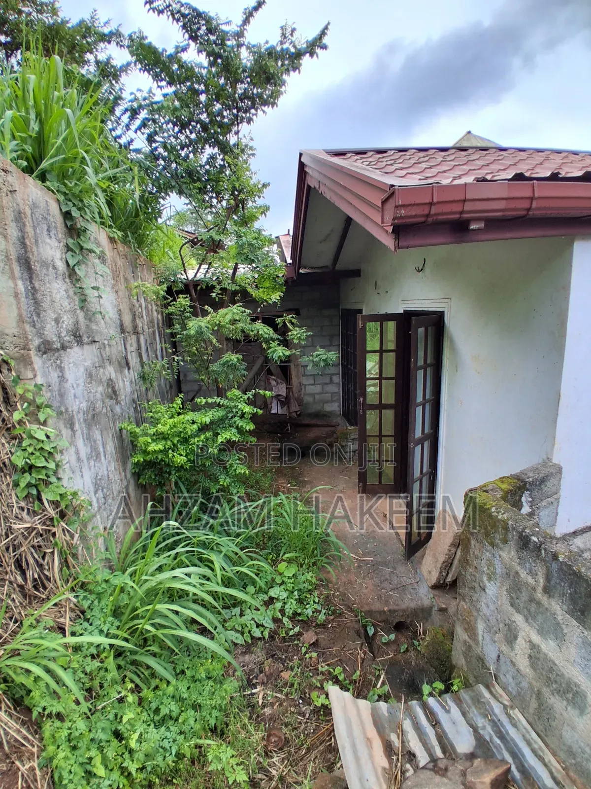 5bdrm House in Kandy City for sale
