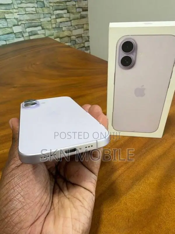 Apple iPhone 17 256GB eSIM (Used)
