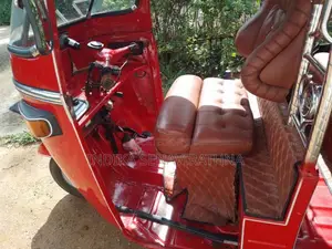 Bajaj RE 2 Stroke 2002 Three Wheel (Used)