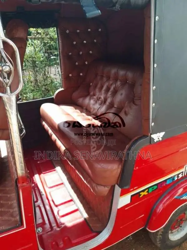 Bajaj RE 2 Stroke 2002 Three Wheel (Used)