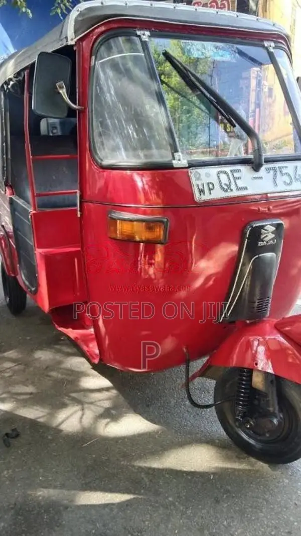 Bajaj RE 2 Stroke 2006 Three Wheel (Used)