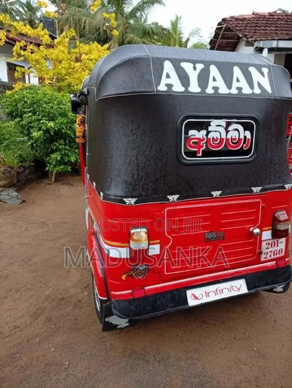 Bajaj Re 1995 Three Wheel (Used)