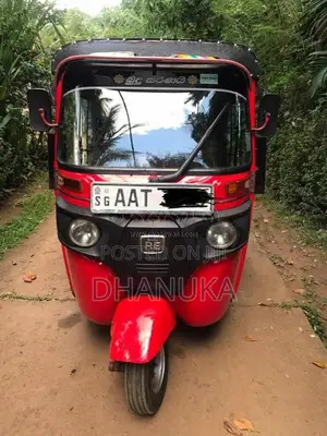 Bajaj RE 4 STROKE 2014 Three Wheel (Used)