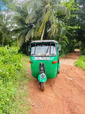 Bajaj 2 stroke 2006 Three Wheel (Used)