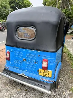 Bajaj RE 2015 Three Wheel (Used)