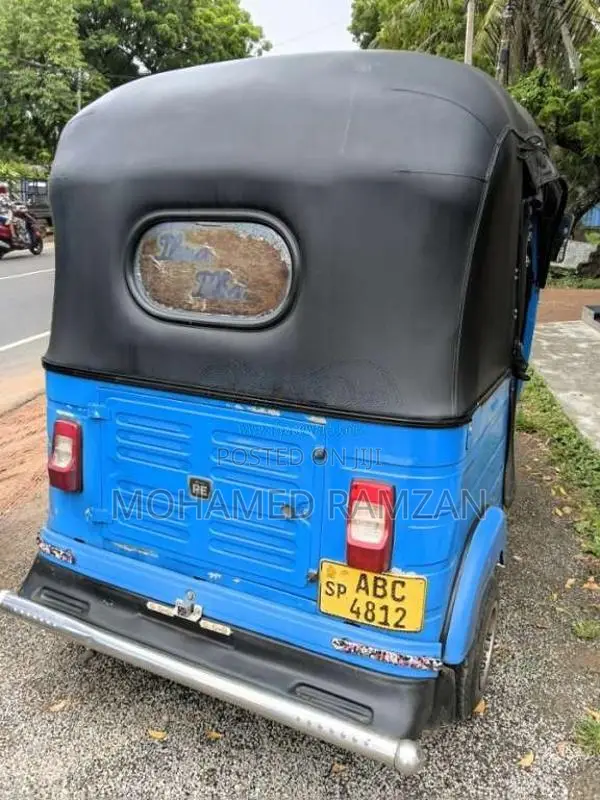 Bajaj RE 2015 Three Wheel (Used)