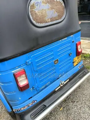 Bajaj RE 2015 Three Wheel (Used)