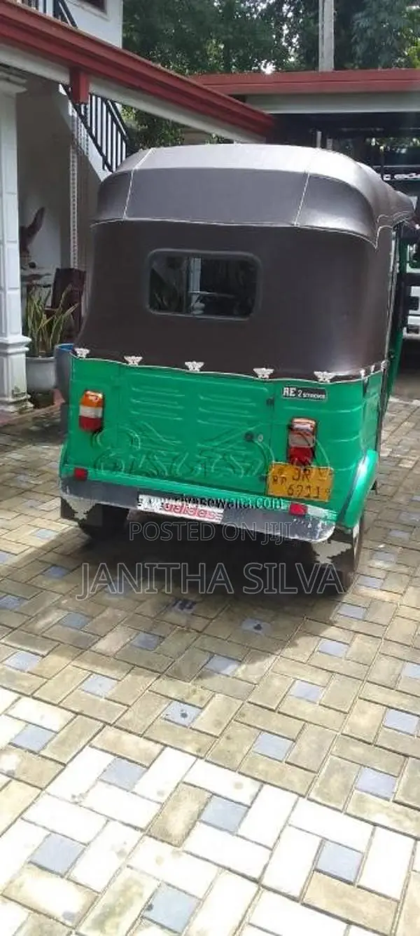 Bajaj 2 Stroke 2005 Three Wheel (Used)
