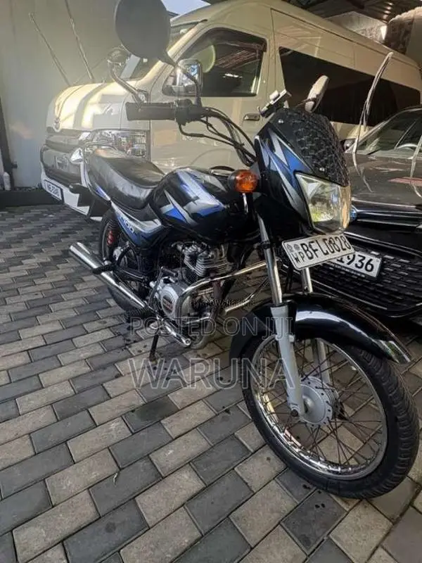 Bajaj CT-100 2017 Motorbike (Used)