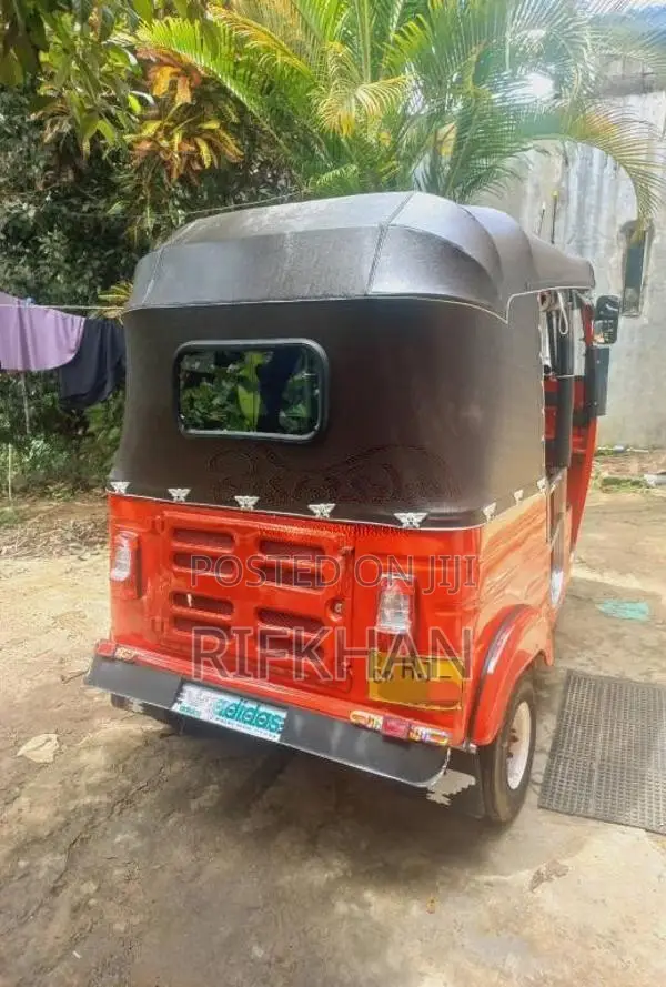 Bajaj 2 stroke 2004 Three Wheel (Used)