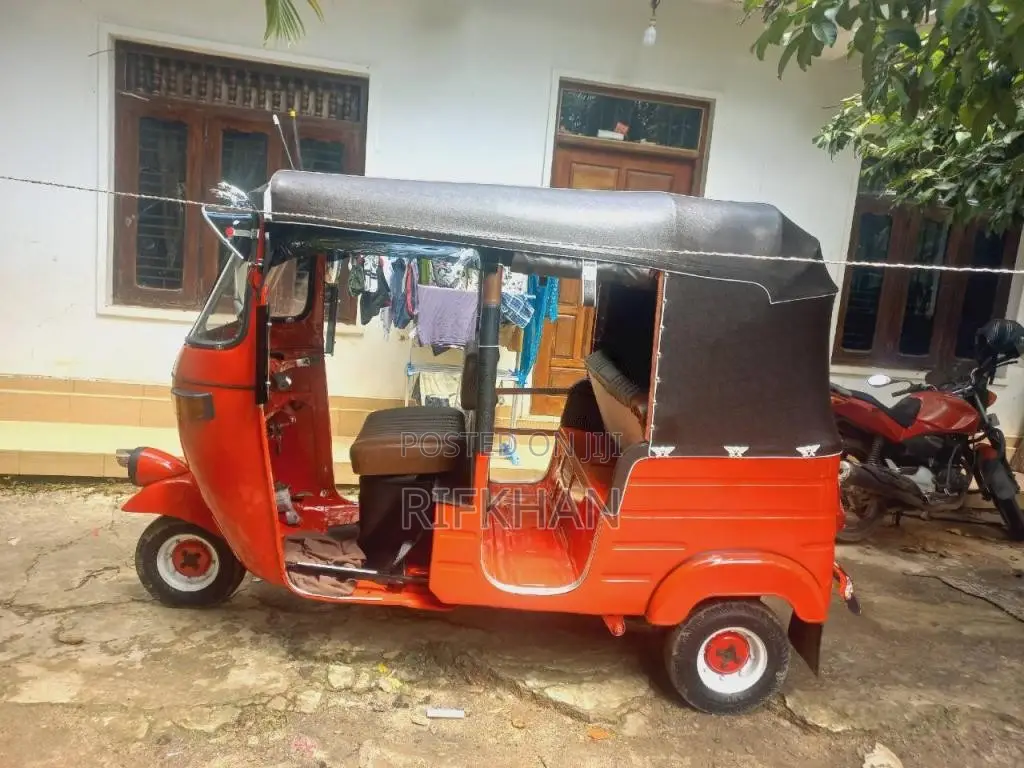 Bajaj 2 stroke 2004 Three Wheel (Used)