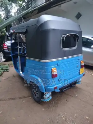 Bajaj 4 stroke 2008 Three Wheel (Used)