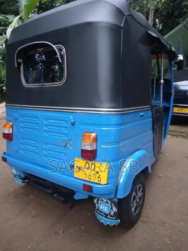 Bajaj 4 stroke 2008 Three Wheel (Used)