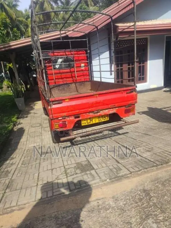 Tata Dimo Batta 2009 Lorry (Used)
