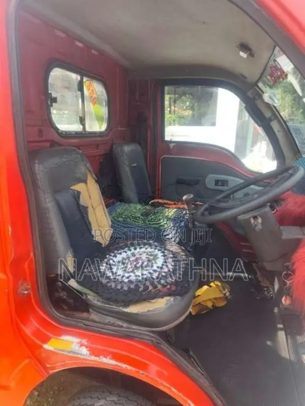 Tata Dimo Batta 2009 Lorry (Used)