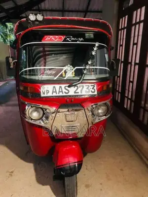 Bajaj 4 Stroke 2014 Three Wheel (Used)