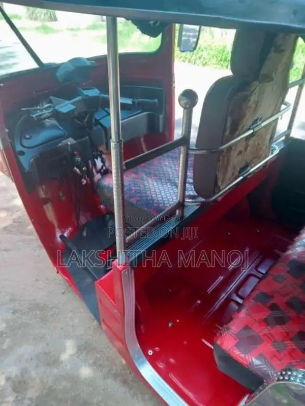 Bajaj RE 4 Stroke 2011 Three Wheel (Used)