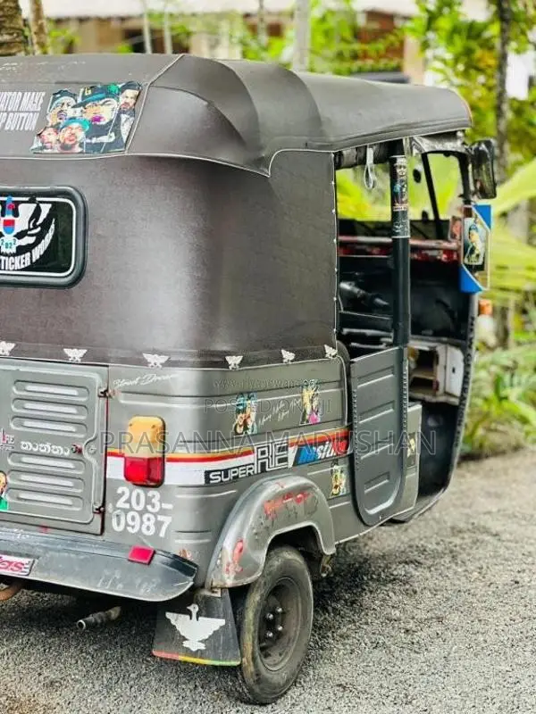 Bajaj RE 1997 Three Wheel (Used)