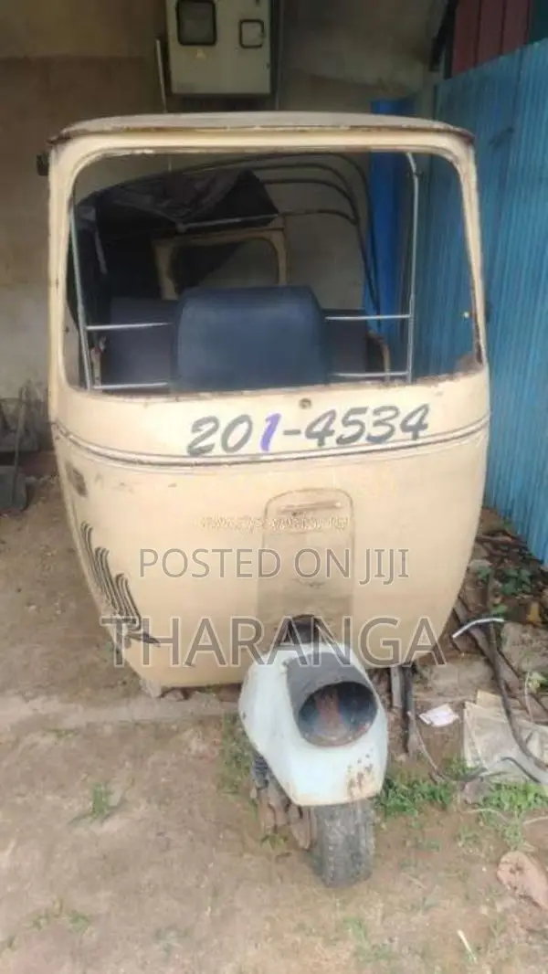 Bajaj 2 stroke 1995 Three Wheel (Used)