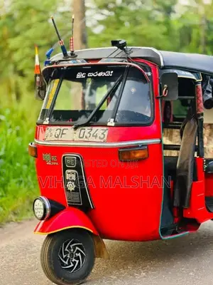 Bajaj RE 2006 Three Wheel (Used)