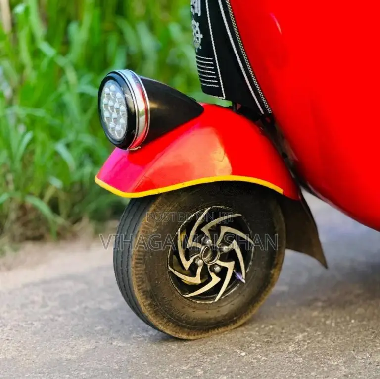 Bajaj RE 2006 Three Wheel (Used)
