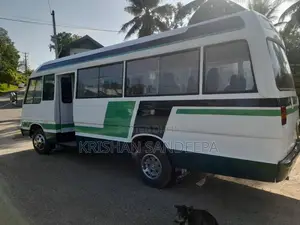 Isuzu Journey 1983 Bus (Used)