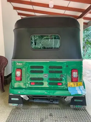 Bajaj 4 Stroke 2010 Three Wheel (Used)