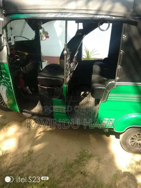Bajaj RE 4 Stroke 2015 Three Wheel (Used)