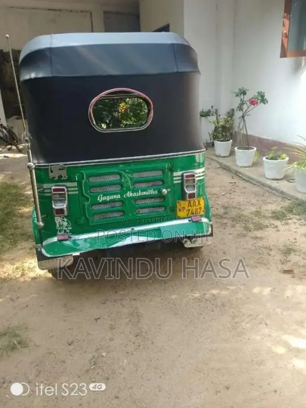 Bajaj RE 4 Stroke 2015 Three Wheel (Used)
