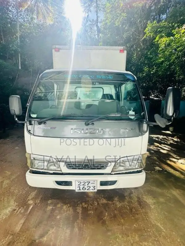 Isuzu 4BE1 1994 Lorry (Used)