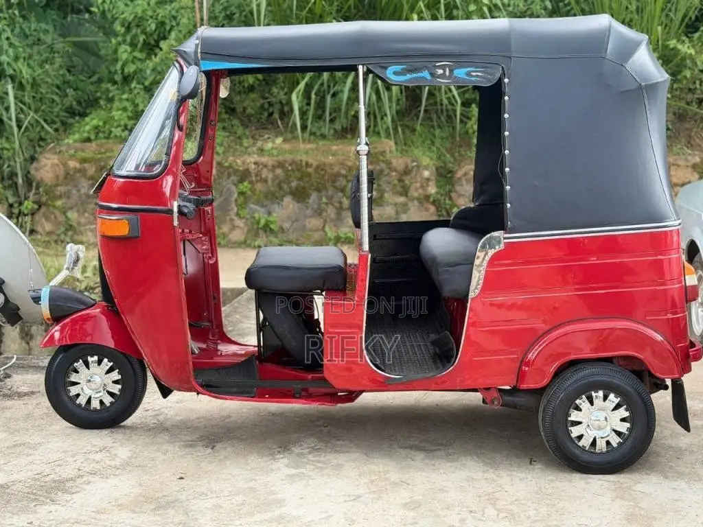 Bajaj RE 4 Stroke 2009 Three Wheel (Used)