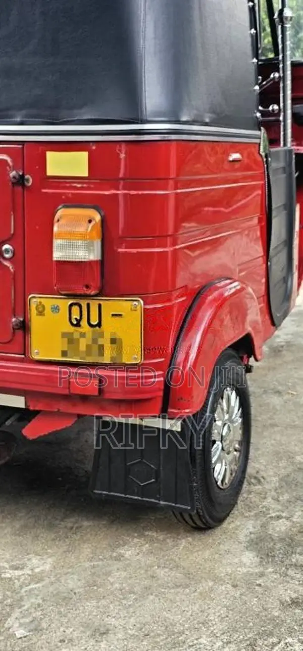 Bajaj RE 4 Stroke 2009 Three Wheel (Used)