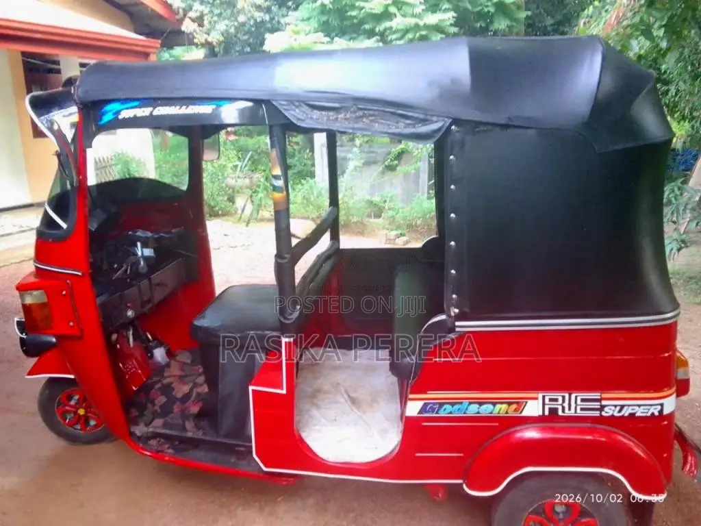 Bajaj 4 stroke 2013 Three Wheel (Used)