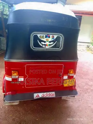 Bajaj 4 stroke 2013 Three Wheel (Used)