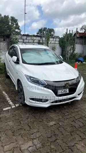Honda Vezel 2015 SUV (Used)